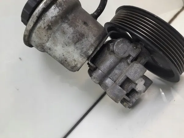 OEM FRC36966 stuurbekrachtigingspomp voor Toyota Avensis image 4