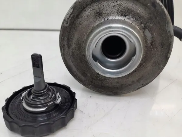 OEM FRC36966 stuurbekrachtigingspomp voor Toyota Avensis image 9