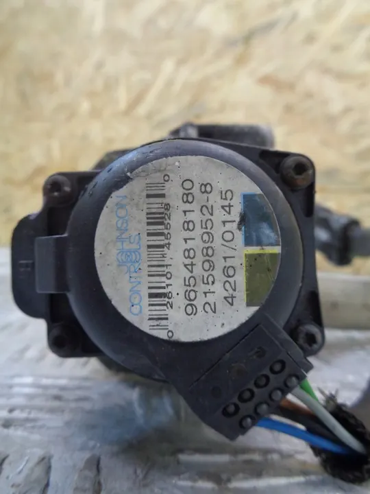 Válvula EGR Mazda 3 BK 1.6 03- image 4