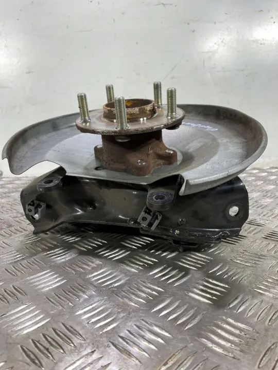 Buje rueda trasera Mitsubishi FBZ20171 - Pieza OEM usada image 4
