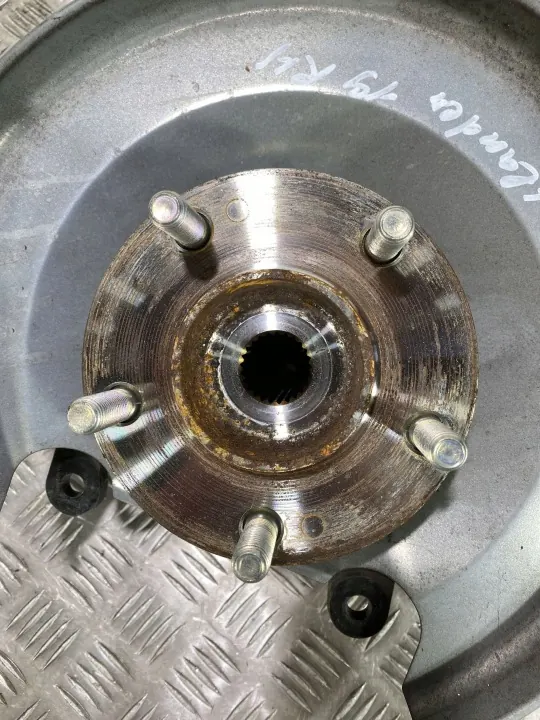 Buje rueda trasera Mitsubishi FBZ20171 - Pieza OEM usada image 7