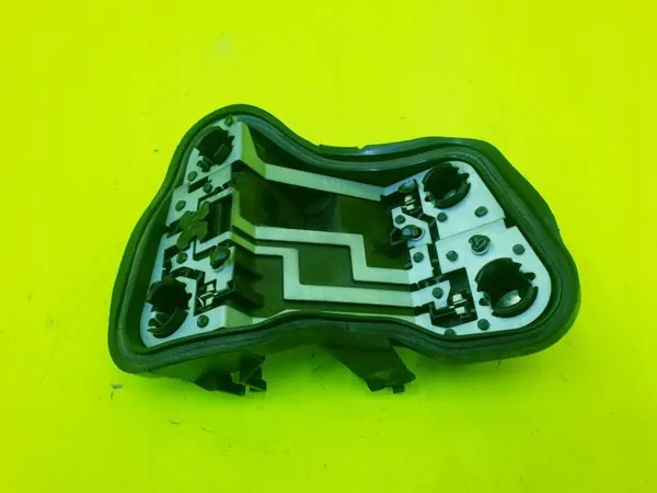 Insert phare droit arrière Audi A4 B7 OEM 965084 image 2
