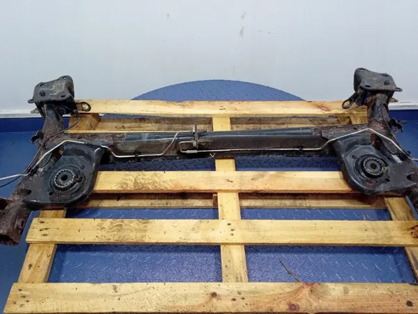 OEM 55501781 Achterophanging Balk Dacia Duster image 6