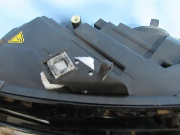 Luz derecha Audi TT 8J0 Bi-Xenón LED image 5