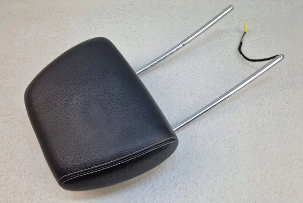 Aktiv främre huvudstöd W212LIFT svart läder image 4