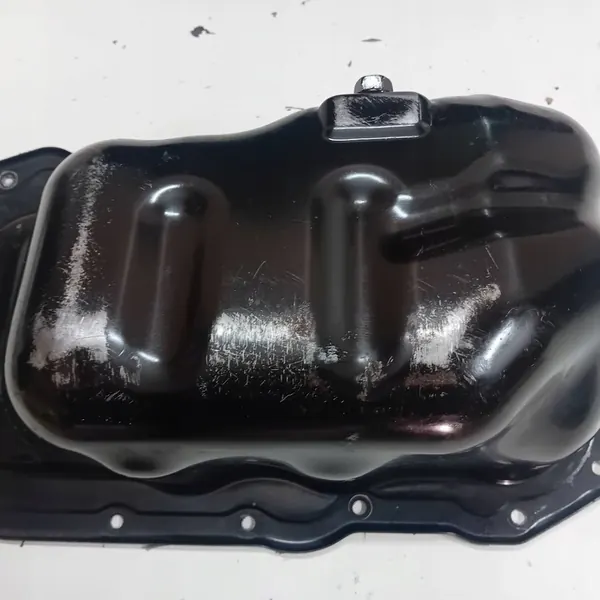 Mazda 2.0 BEN. SKYACTIV Oljetunna OEM PE01-10-400C image 3