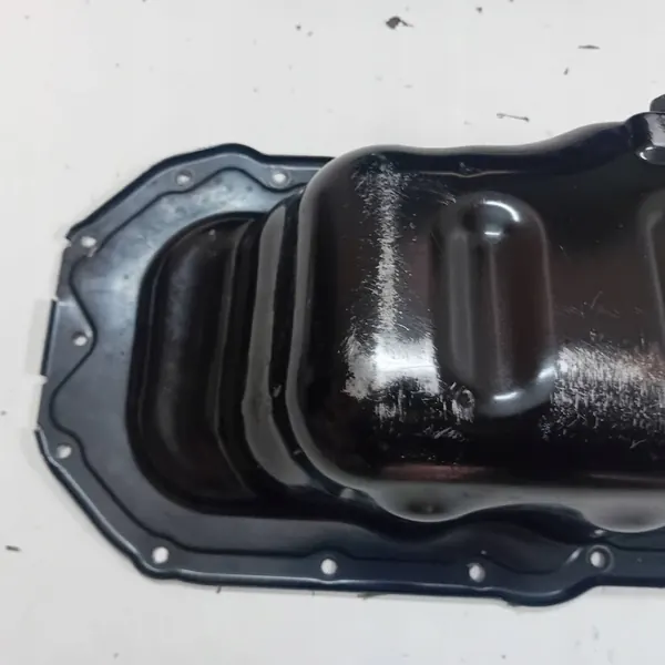 Mazda 2.0 BEN. SKYACTIV Oljetunna OEM PE01-10-400C image 4