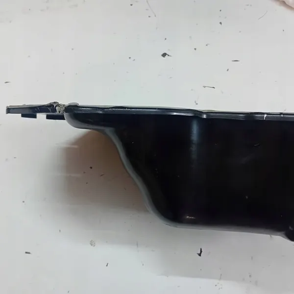 Mazda 2.0 BEN. SKYACTIV Oljetunna OEM PE01-10-400C image 5