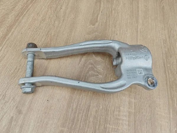 Support de montage d'amortisseur avant gauche BMW 540i G30 G31 image 3