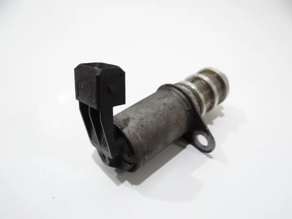 Válvula de pressão de óleo BMW E87 E90 7584990 image 4