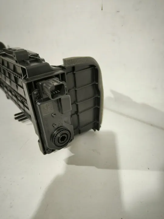 Persiana Elétrica Radiador VW ID.4 ID.5 Audi E-Tron 1EA122135E image 4