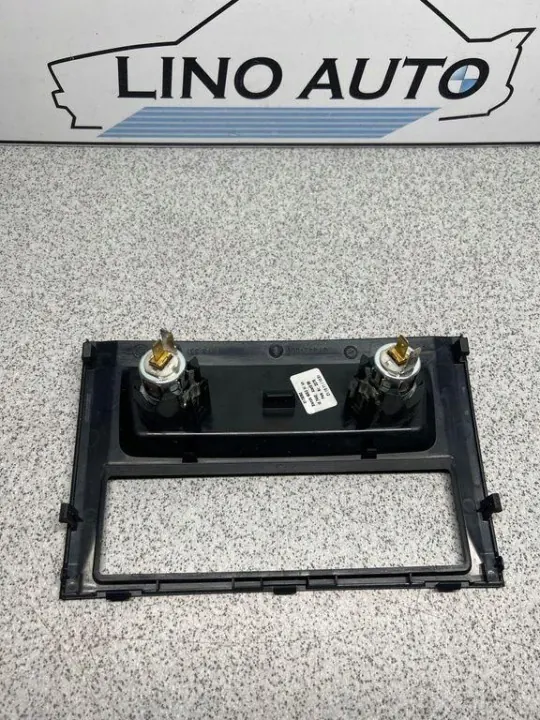 BMW 12V-aansluiting OEM 9178351 voor 5 Serie GT image 3