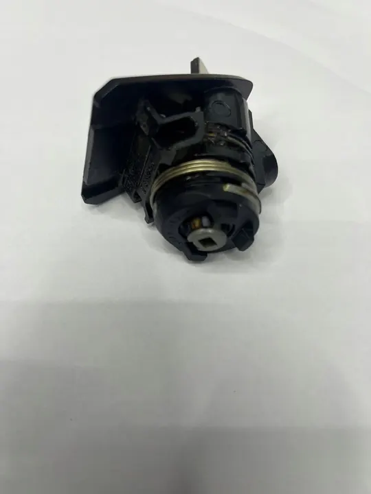 Deurslotcilinder linksvoor Volvo XC40 D3 UK259 image 4