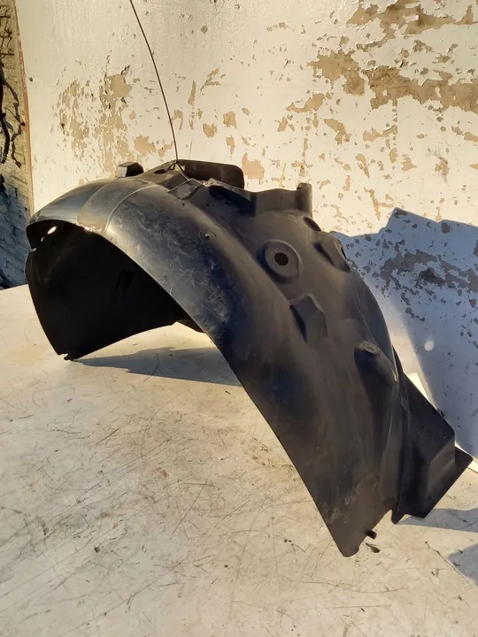 Front Left Wheel Arch Renault Clio IV image 4