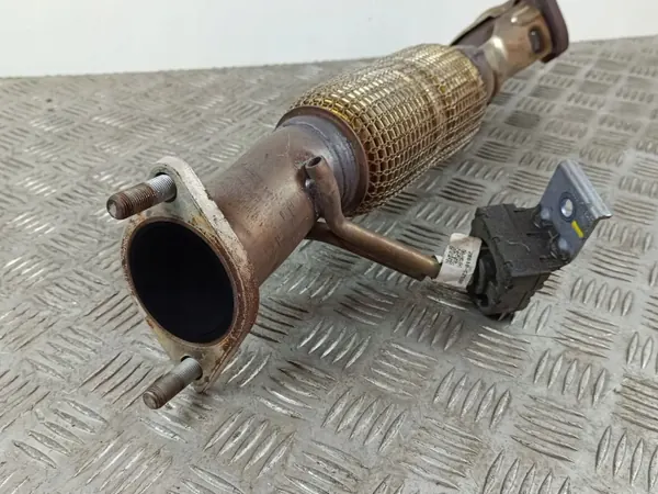 Abrazadera de escape Hyundai OEM FOB38175 - Usada image 5