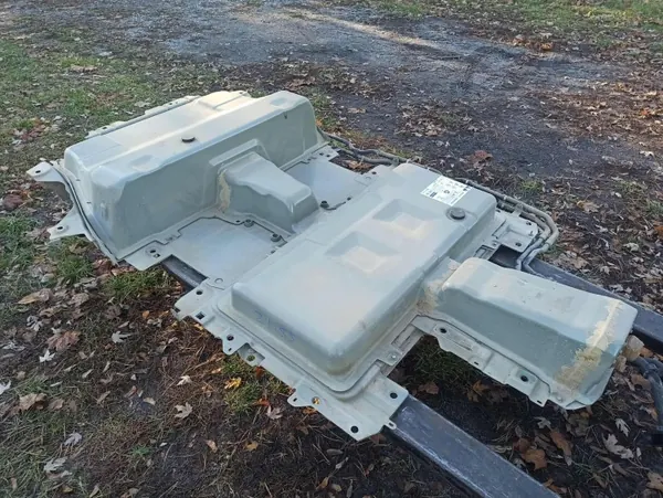 Peugeot E-208 II Akku OEM 9827789180 50kWh image 6