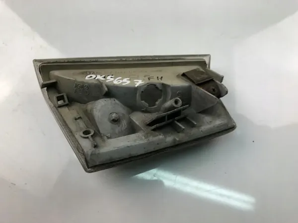 Pisca esquerdo OEM 0410436 Mitsubishi Space Wagon image 4