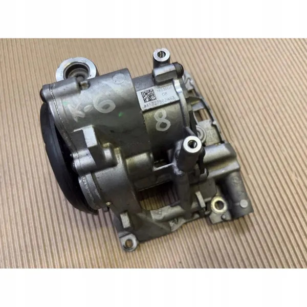 Pompe à huile Mini OE d'occasion OEM 7823007 pour Cooper R57 image 2