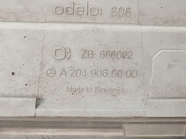 Grille de Pare-Chocs Droit Avant Halogène Chrome Mercedes W212 image 9