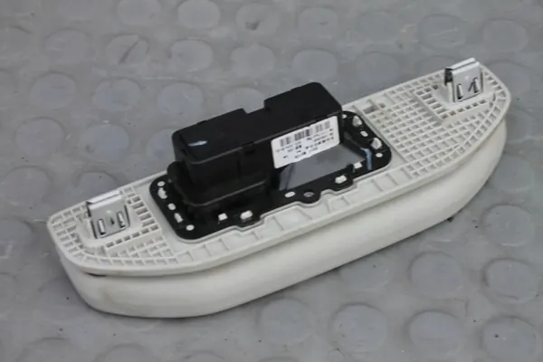 Lampe Intérieure Cabine MG HS II OEM 11317665HSII image 3