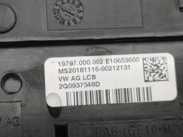 Fusível relé bateria Audi A1 2019 OEM 2Q0937548D image 4