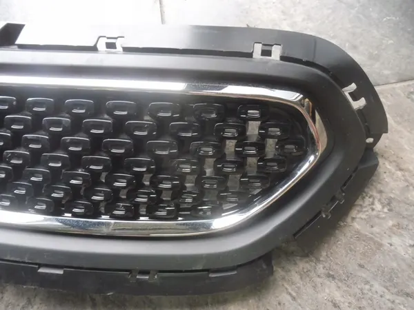Kia OE 86350G5000 Front Grille image 4