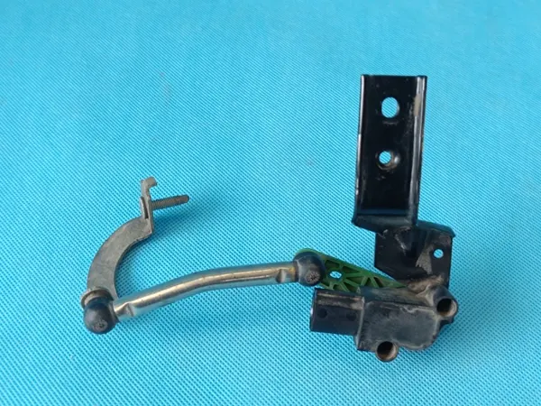 Strålkastarnivåsensor OEM 3Q0412521A för Skoda Superb image 6