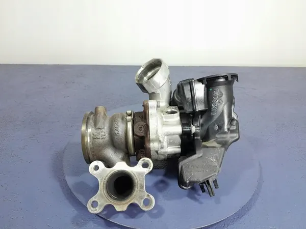 Turbo SKODA RAPID LIFT 1.0 TSI 04C145702R image 6