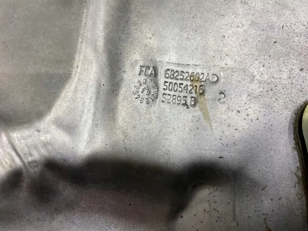 OEM 50054216 Gebruikte Covers Alfa Romeo Stelvio 2019 image 4