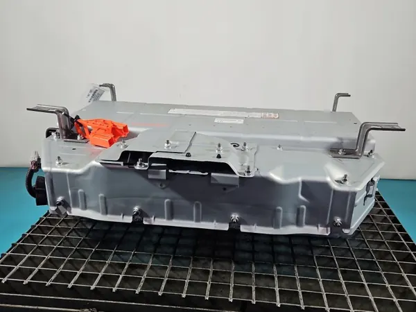 Batterie Lexus d'occasion OEM G9280-53020 pour IS III image 4