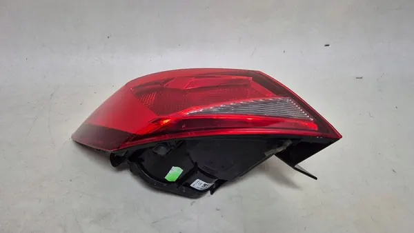 Luz Trasera Izquierda Seat Leon Original 5F0945095D OE image 4