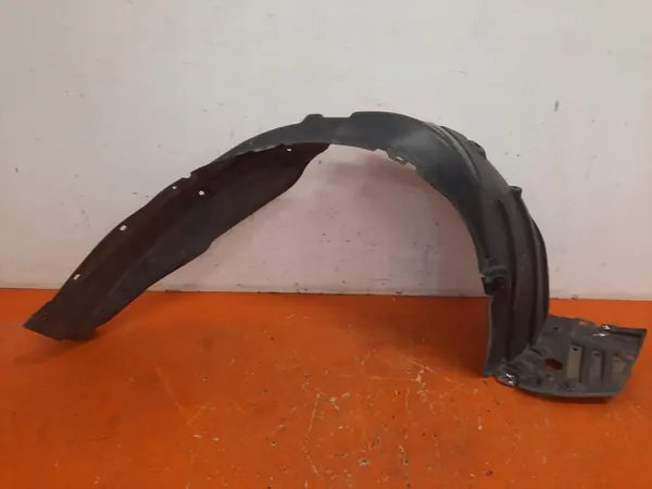 Front Left Wheel Arch Toyota Yaris IV 2020- image 6