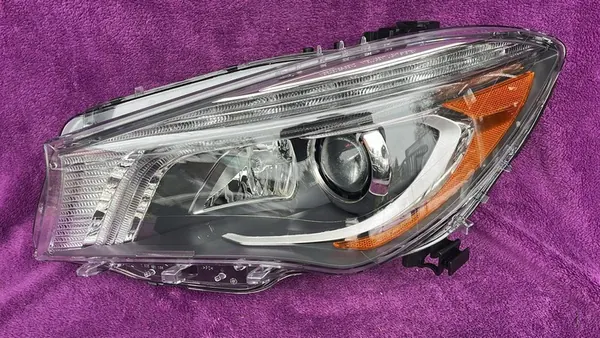 MERCEDES CLA 117 BI XENON LINKER KOPLAMP USA image 2