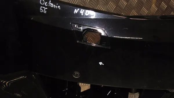 PARAURTI ANTERIORE SKODA OCTAVIA III image 5