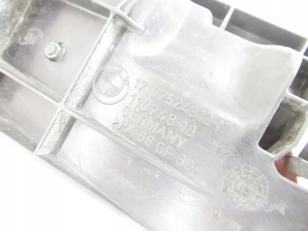 Kylarrörfäste Vänster Höger BMW e81 e82 e84 e87 e88 e90 e91 e92 OEM image 7