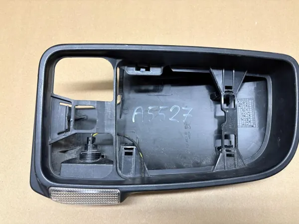 Couvercle rétroviseur droit Mercedes Sprinter W907 OEM 131039002RE image 7
