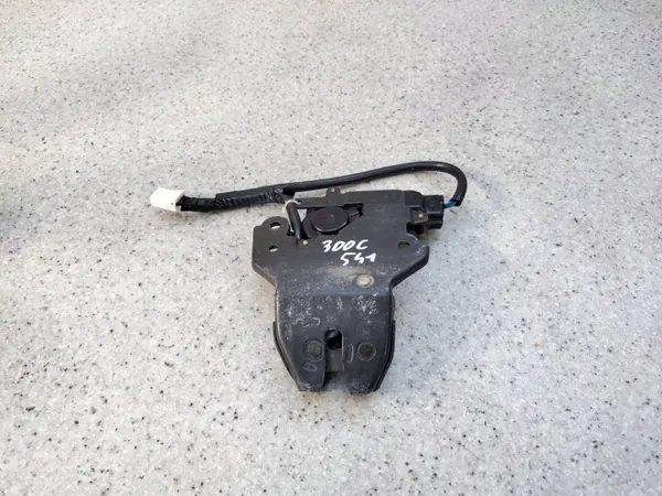 Kofferraumschloss OEM AOP42480 für Chrysler 300C Kombi image 2