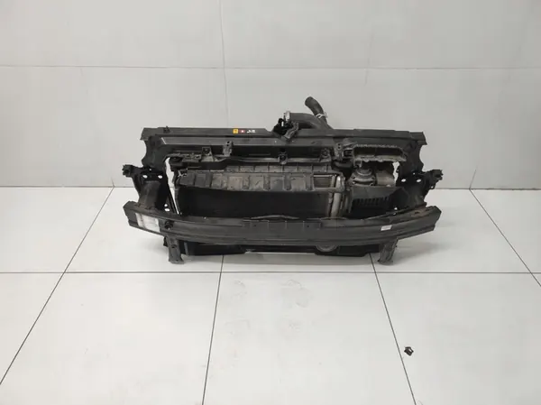 Conjunto de suporte de radiador KIA RIO IV 1.0 T-GDI image 1