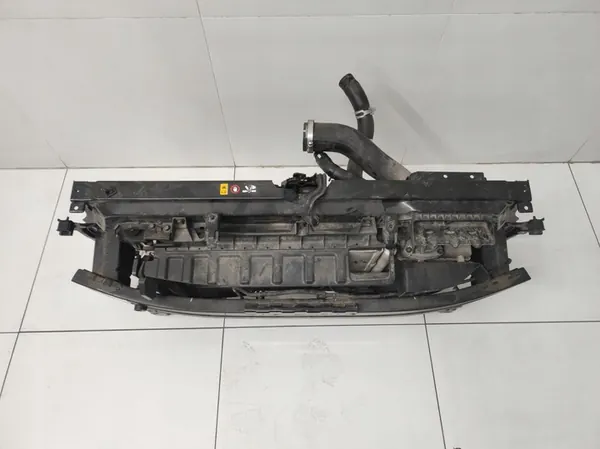 Conjunto de suporte de radiador KIA RIO IV 1.0 T-GDI image 2