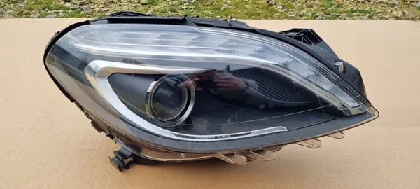 Rechter Bi-Xenonlamp Mercedes B-Klasse 246 A2468200239 image 2