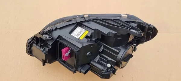 Rechter Bi-Xenonlamp Mercedes B-Klasse 246 A2468200239 image 7