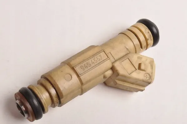 VOLVO 850 V70 I 2.0 Turbo Injektor 9454557 image 4