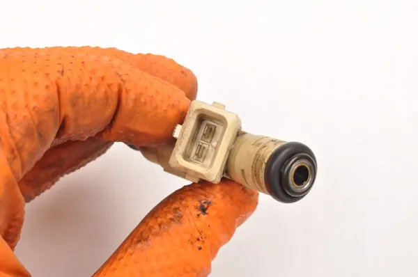 VOLVO 850 V70 I 2.0 Turbo Injektor 9454557 image 5