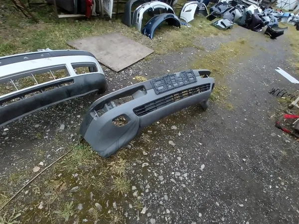 Audi 80 etupuskuri OEM audi 80 zderzak przod przedni image 2
