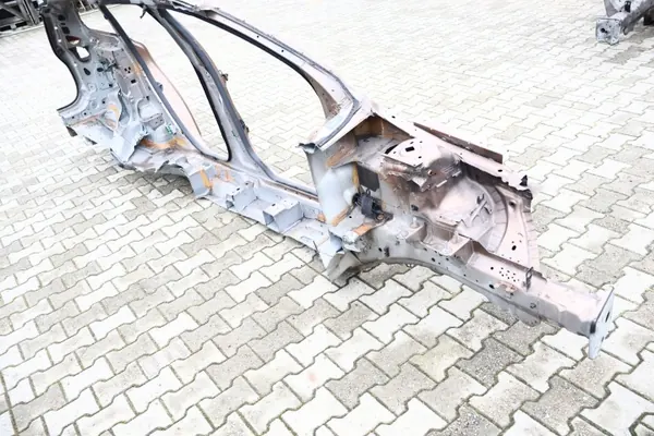 Volvo XC60 I vasen etupelti OEM 1274734588 image 3