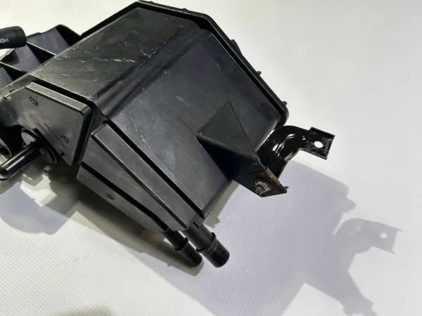 Filtre à charbon EVAP OEM 6700369280 Maserati image 5
