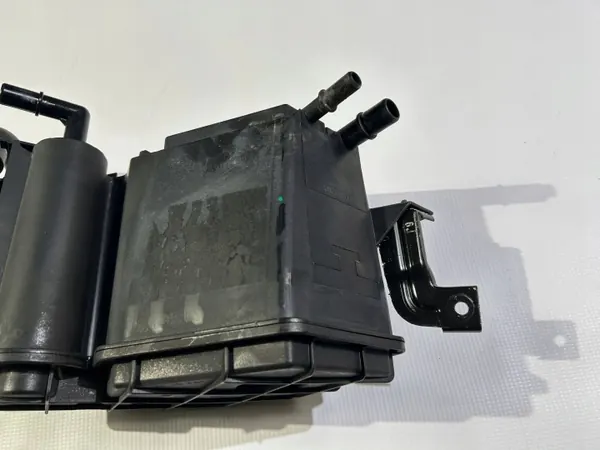 Filtre à charbon EVAP OEM 6700369280 Maserati image 9