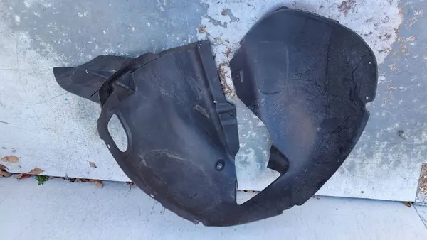 Volkswagen Caddy Etu Oikea Lokasuoja 2K5805912E image 7