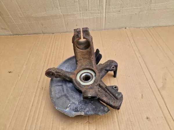 Zwrotnica links voor VW Polo 6R 1.2 12v OEM image 3