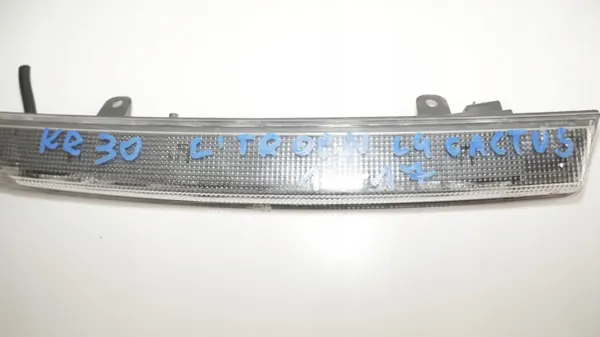 Feu Stop Arrière OEM 360187919 pour Citroen C4 Cactus image 3
